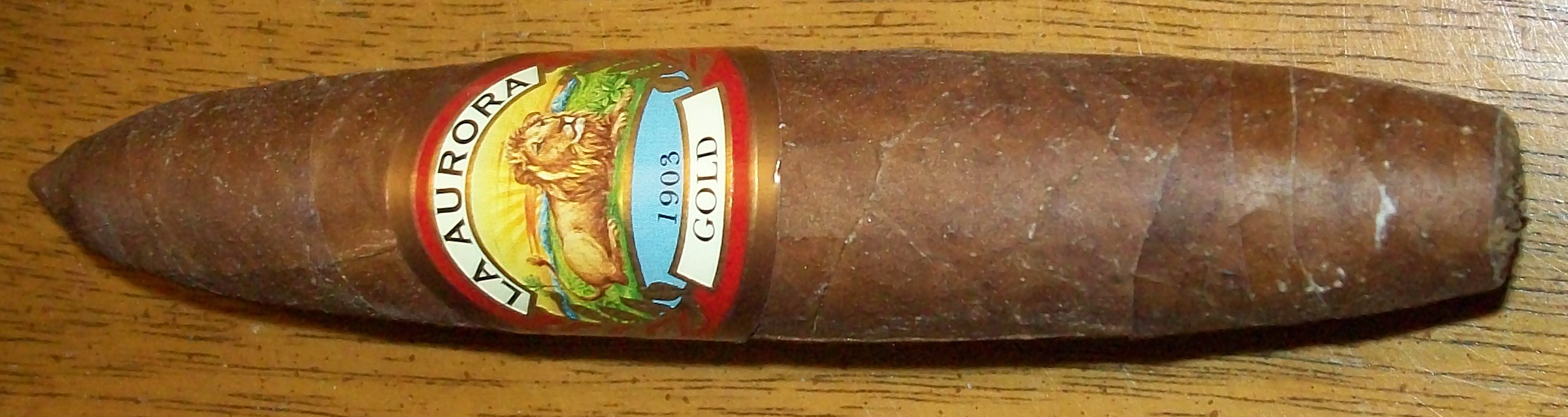 Cigar Review La Aurora Gold Preferidos Tubo
